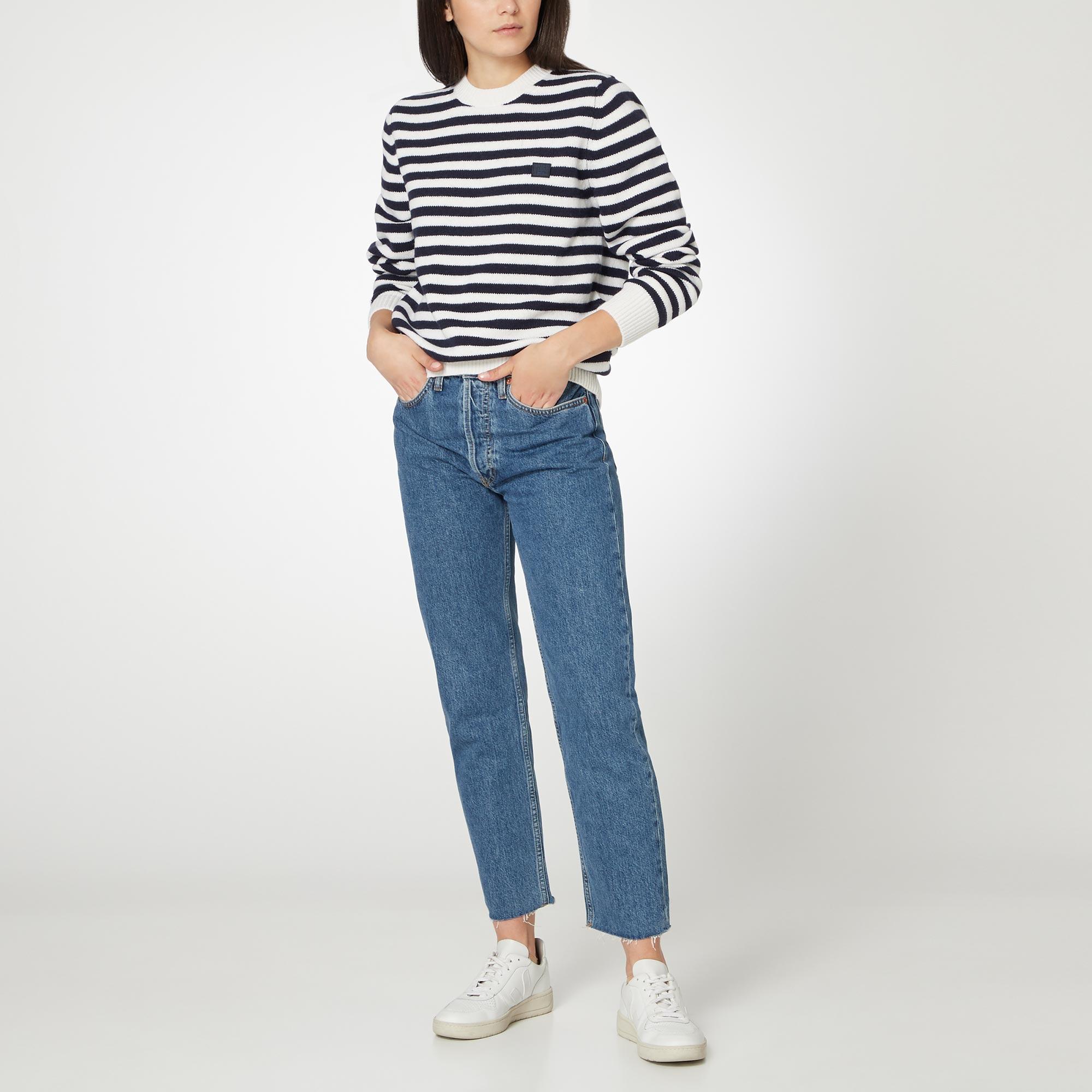 Stove Pipe High-Rise Straight Leg Jeans